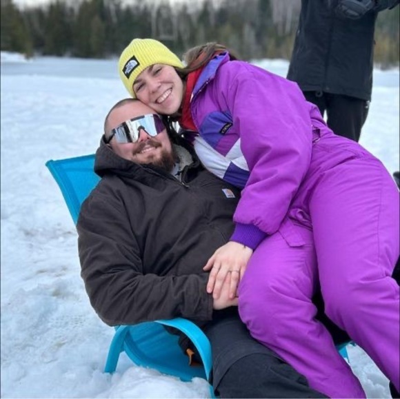 Meet your Posher, Marc-olivier - Picture 1 of 1